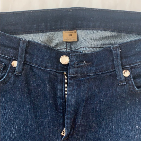 True religion diamond button skinny’s - Picture 3 of 4